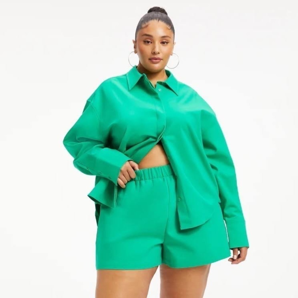 Good American High Waist Shorts Set in Bright Green